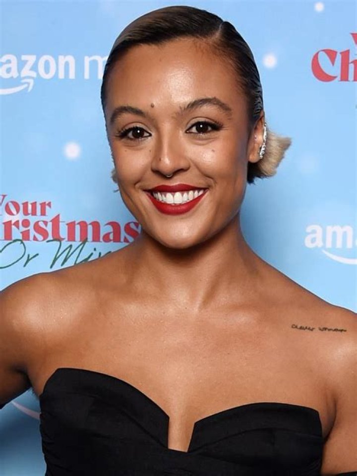 Cora Kirk (Actress) Age, Biography, Wiki and Height ·