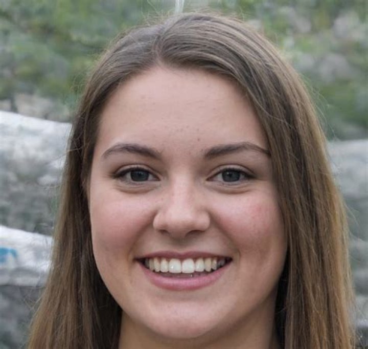 Emily Dobson - Bio, Age, Wiki, Facts and Family ·