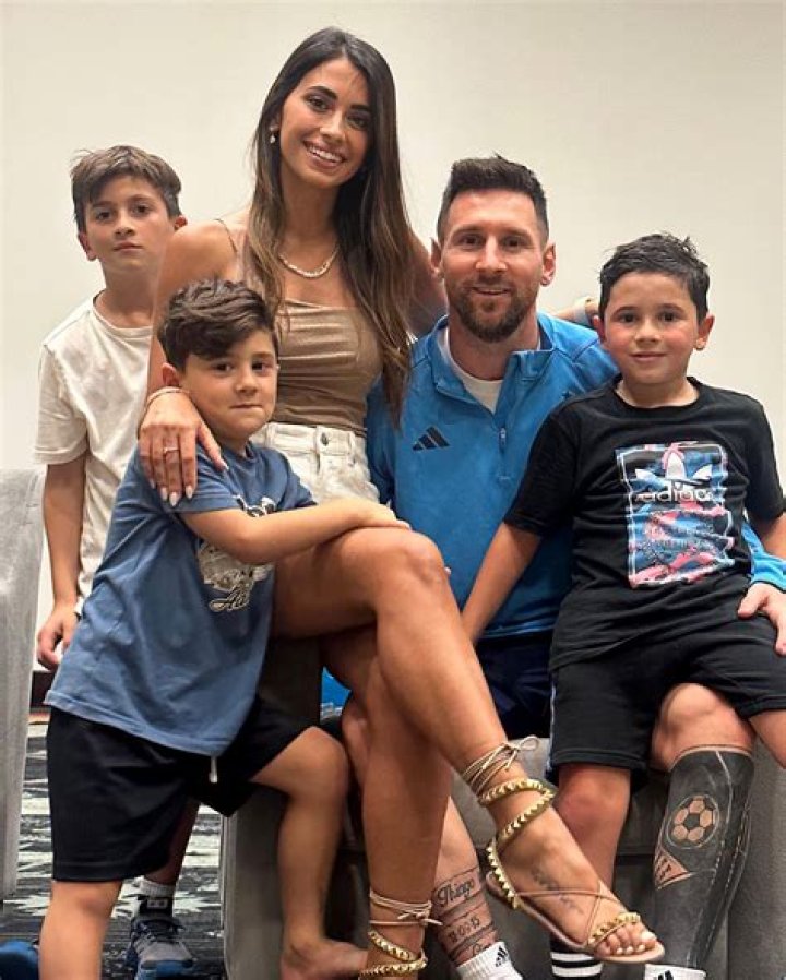 Lionel Messi Reveals His Mother Worked as a Cleaner to Provide for Him, and Now He Has Decided to Re