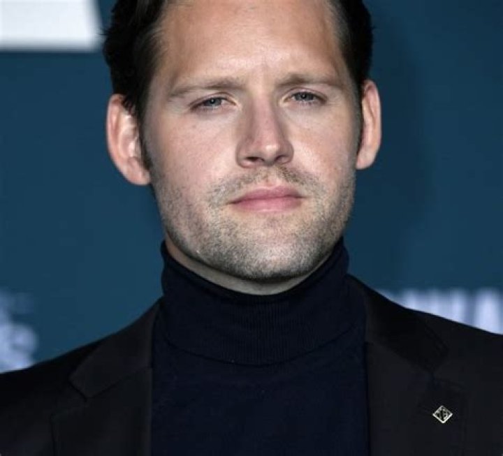 Luke Kleintank is not Married to Wife. Dating a girlfriend: Christina Vignaud ·