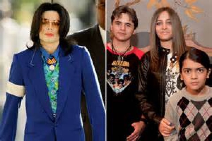 Paris Jackson See Pics Of Michael Jacksons Daughter Hollywood Life