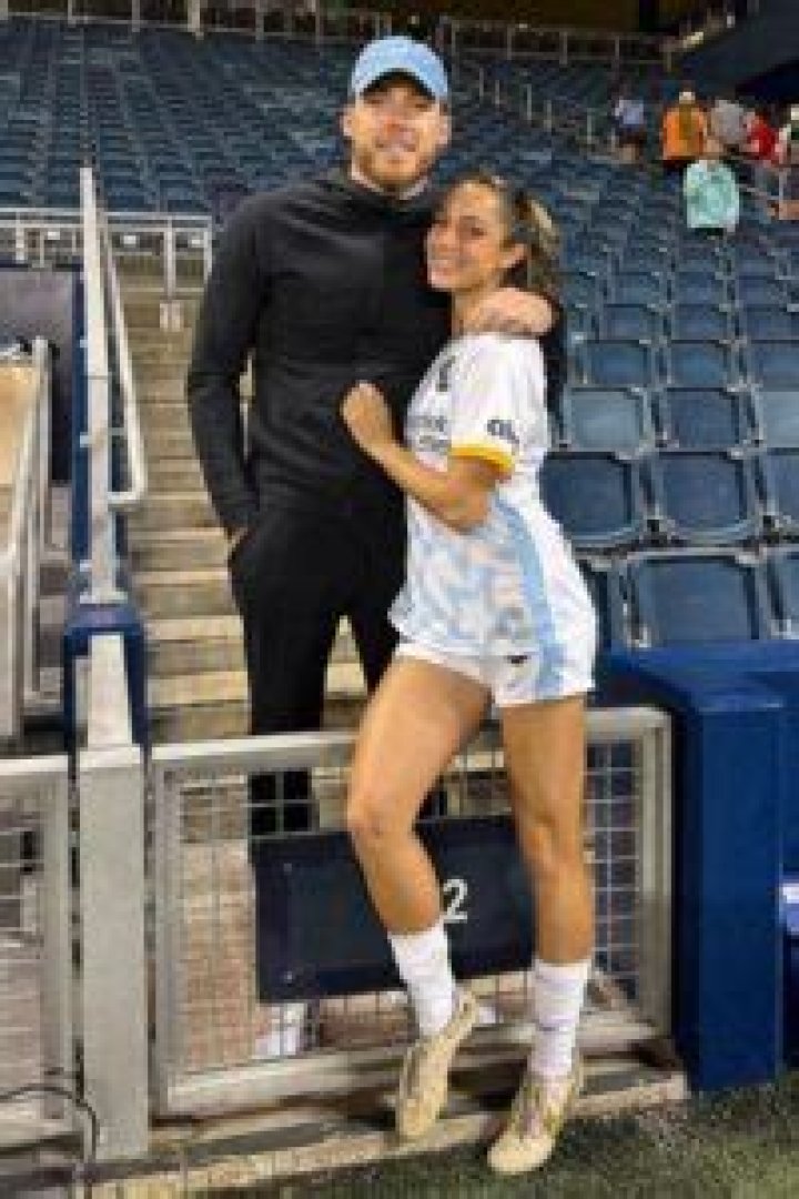 Pat Connaughton Girlfriend Ryan Gareis Is A Soccer Player |