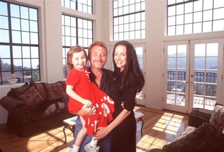 Uncover The Inspiring Story Of Gretchen Hillmer: Danny Bonaduce's Wife