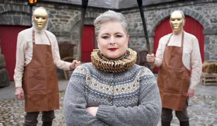 Unveiling The Symbolism And Impact Of Siobhan McSweeney's Teeth