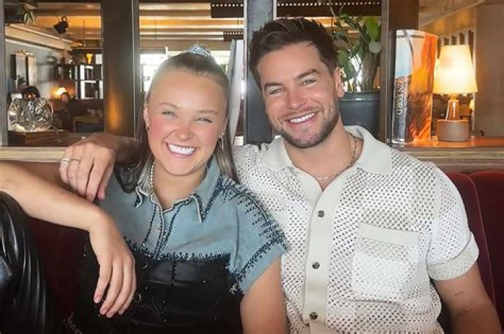 Who's Natalie Alyn Lind Dating? Meet Her Boyfriend