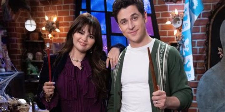 Wizards of Waverly Place Sequel: Selena Gomezs Return & Everything Else We Know
